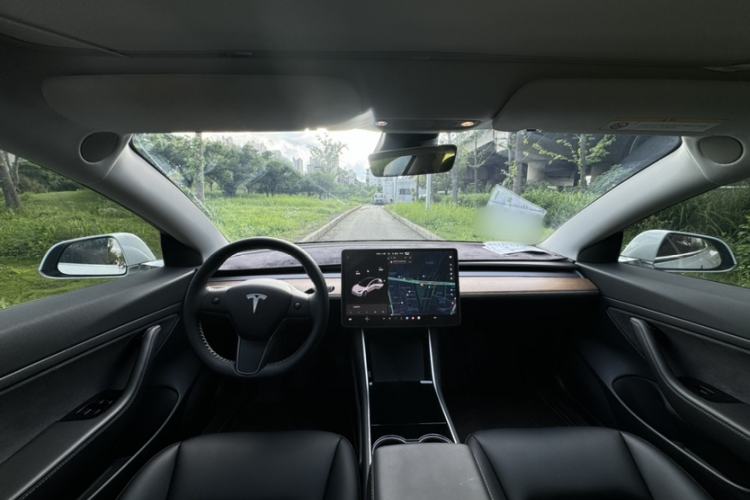 Used Tesla Model 3 2020 Refreshed Version Long-Range Rear-Wheel Drive Interior 3