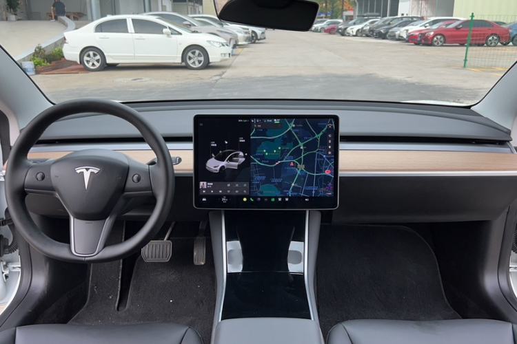 Used Tesla Model 3 2020 Refreshed Version Long-Range Rear-Wheel Drive Interior 3