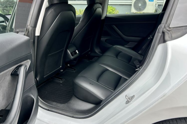 Used Tesla Model 3 2020 Refreshed Version Long-Range Rear-Wheel Drive Interior 4