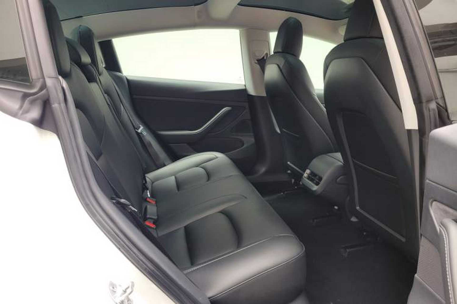 Used Tesla Model 3 2020 Standard Range Rear-Wheel Drive Upgraded Version Interior 4