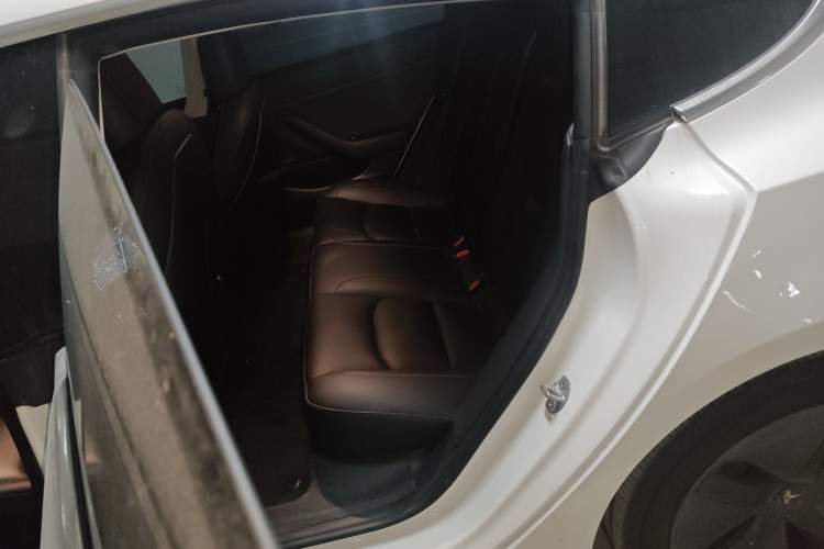 Used Tesla Model 3 2020 Revised Version Standard Range Rear-Wheel Drive – Upgraded Edition Interior 4