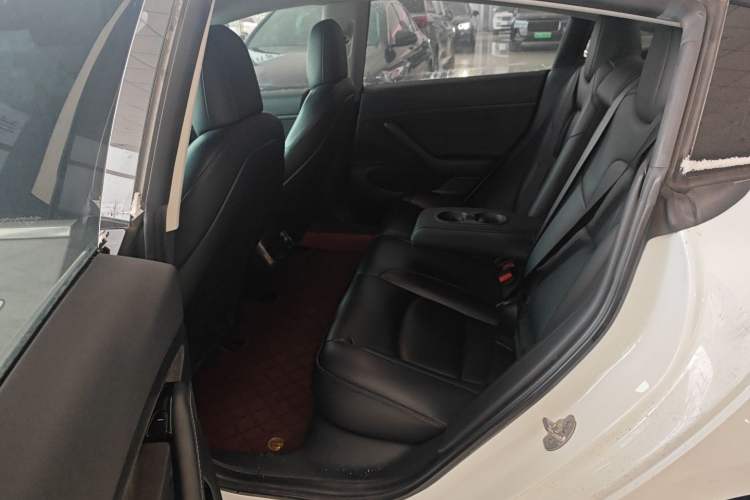 Used Tesla Model 3 2020 Revised Version Standard Range Rear-Wheel Drive – Upgraded Edition Interior 4
