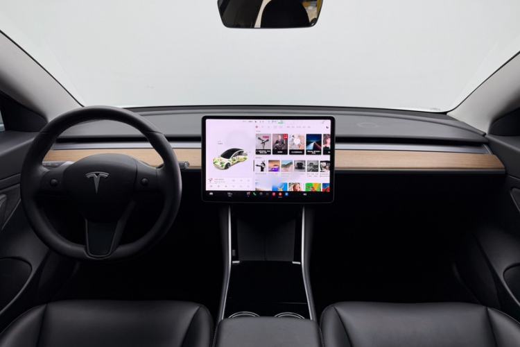 Used Tesla Model 3 2020 Standard Range Rear-Wheel Drive Upgraded Version Interior 4