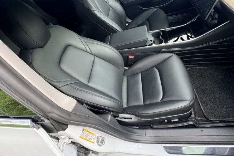 Used Tesla Model 3 2020 Refreshed Version Long-Range Rear-Wheel Drive Interior 6