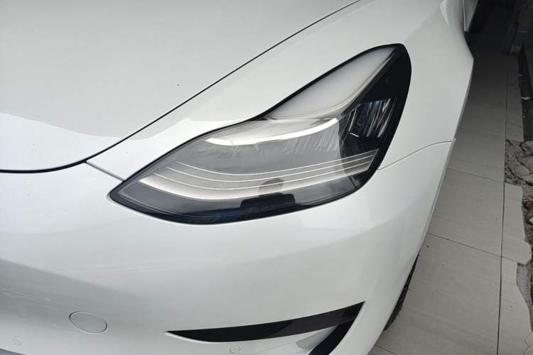 Used Tesla Model 3 2020 Revised Version Standard Range Rear-Wheel Drive – Upgraded Edition Left Front Headlight