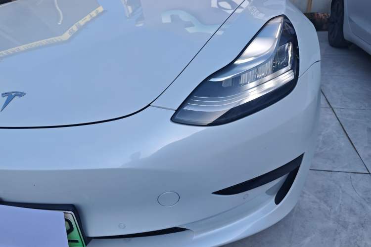 Used Tesla Model 3 2020 Revised Version Standard Range Rear-Wheel Drive – Upgraded Edition Left Front Headlight