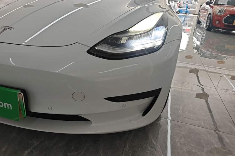 Used Tesla Model 3 2020 Revised Version Standard Range Rear-Wheel Drive – Upgraded Edition Left Front Headlight