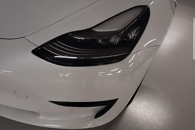 Used Tesla Model 3 2020 Revised Version Standard Range Rear-Wheel Drive – Upgraded Edition Left Front Headlight