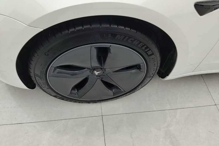 Used Tesla Model 3 2020 Refreshed Version Long-Range Rear-Wheel Drive Left Front Wheel Hub