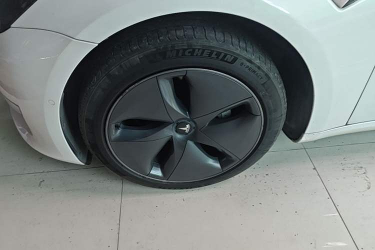 Used Tesla Model 3 2020 Refreshed Version Long-Range Rear-Wheel Drive Left Front Wheel Hub