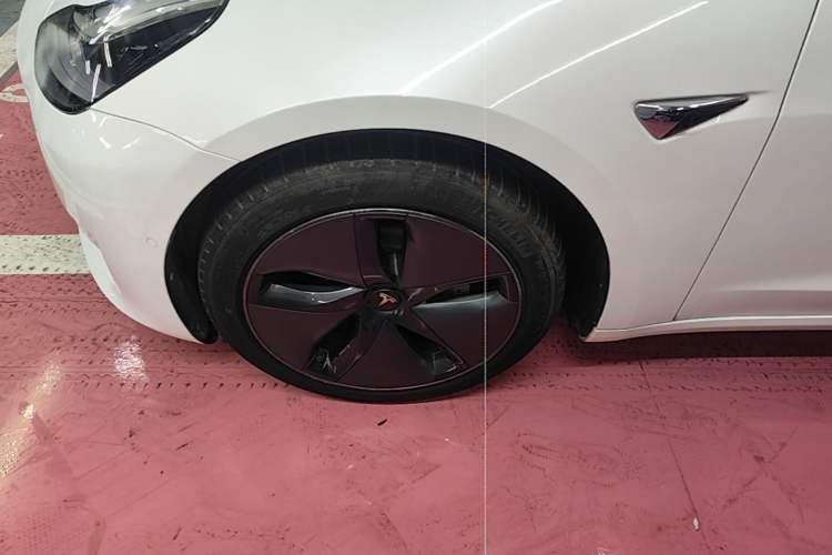 Used Tesla Model 3 2020 Refreshed Version Long-Range Rear-Wheel Drive Left Front Wheel Hub