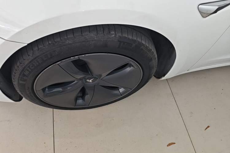 Used Tesla Model 3 2020 Refreshed Version Long-Range Rear-Wheel Drive Left Front Wheel Hub