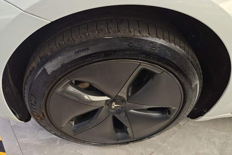 Used Tesla Model 3 2020 Standard Range Rear-Wheel Drive Upgraded Version Left Front Wheel Hub