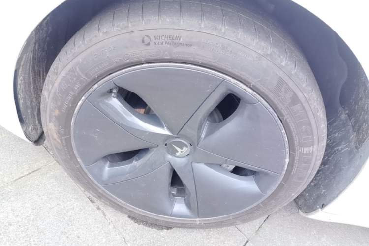Used Tesla Model 3 2020 Standard Range Rear-Wheel Drive Upgraded Version Left Front Wheel Hub