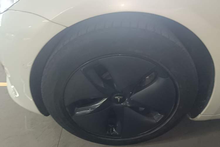 Used Tesla Model 3 2020 Standard Range Rear-Wheel Drive Upgraded Version Left Front Wheel Hub