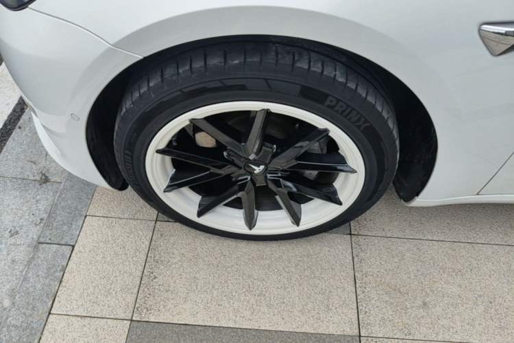 Used Tesla Model 3 2020 Standard Range Rear-Wheel Drive Upgraded Version Left Front Wheel Hub