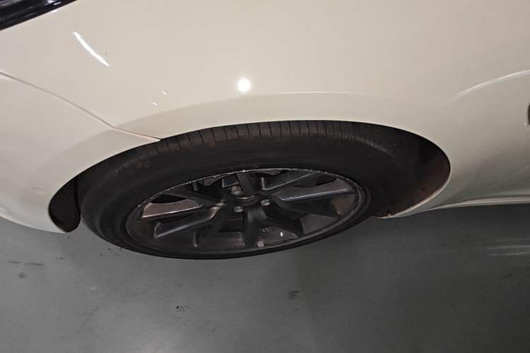 Used Tesla Model 3 2020 Standard Range Rear-Wheel Drive Upgraded Version Left Front Wheel Hub