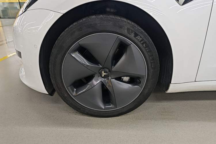 Used Tesla Model 3 2020 Standard Range Rear-Wheel Drive Upgraded Version Left Front Wheel Hub