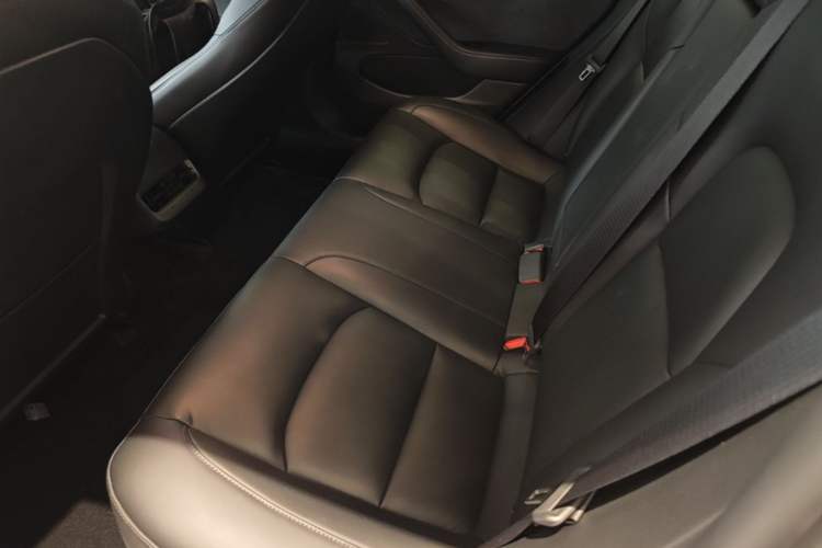 Used Tesla Model 3 2020 Refreshed Version Long-Range Rear-Wheel Drive Left Rear Seat
