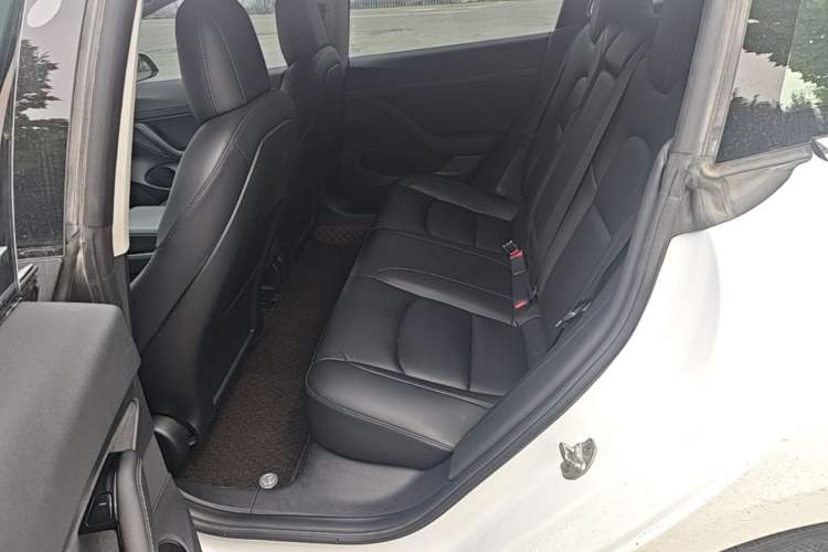 Used Tesla Model 3 2020 Refreshed Version Long-Range Rear-Wheel Drive Left Rear Seat