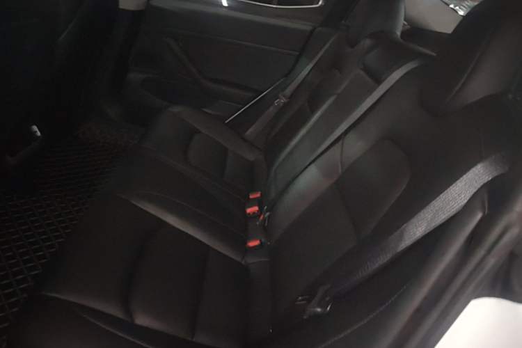 Used Tesla Model 3 2020 Standard Range Rear-Wheel Drive Upgraded Version Left Rear Seat