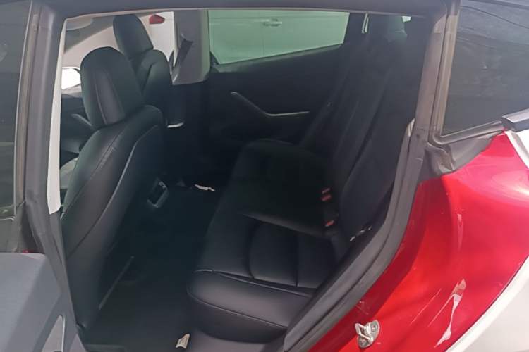 Used Tesla Model 3 2020 Refreshed Version Long-Range Rear-Wheel Drive Left Rear Seat