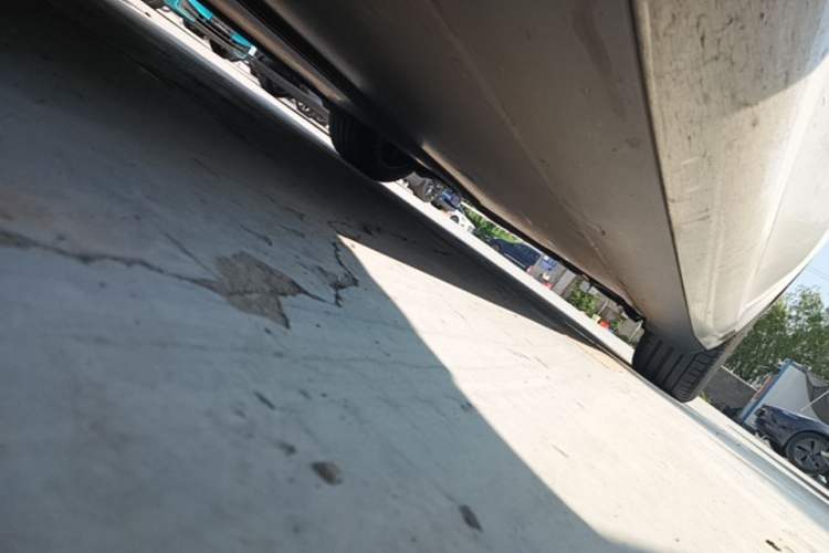 Used Tesla Model 3 2020 Standard Range Rear-Wheel Drive Upgraded Version Left Side Sill