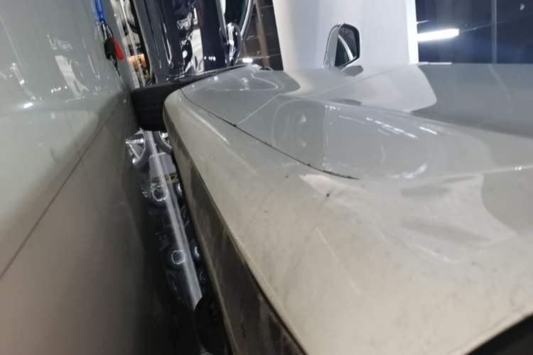 Used Tesla Model 3 2020 Revised Version Standard Range Rear-Wheel Drive – Upgraded Edition Left Side Sill