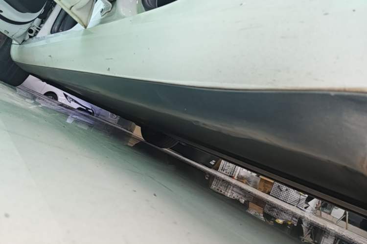 Used Tesla Model 3 2020 Refreshed Version Long-Range Rear-Wheel Drive Left Side Sill