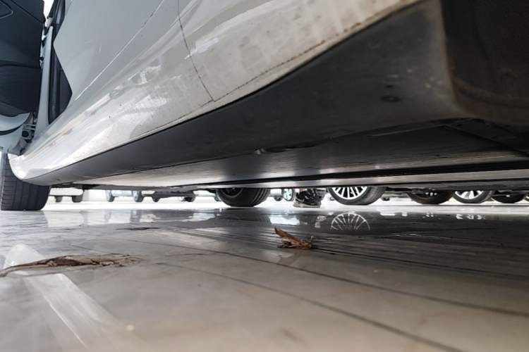 Used Tesla Model 3 2020 Refreshed Version Long-Range Rear-Wheel Drive Left Side Sill