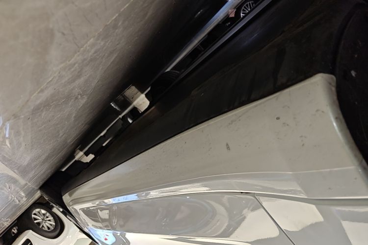 Used Tesla Model 3 2020 Standard Range Rear-Wheel Drive Upgraded Version Left Side Sill
