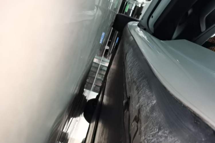 Used Tesla Model 3 2020 Standard Range Rear-Wheel Drive Upgraded Version Left Side Sill