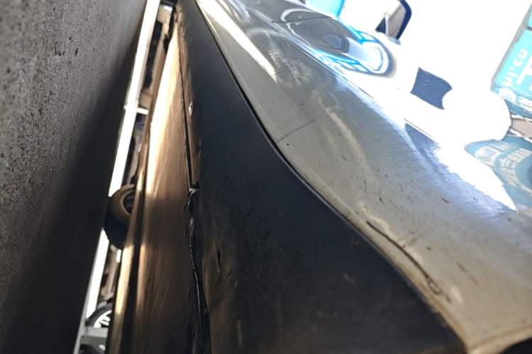 Used Tesla Model 3 2020 Revised Version Standard Range Rear-Wheel Drive – Upgraded Edition Left Side Sill