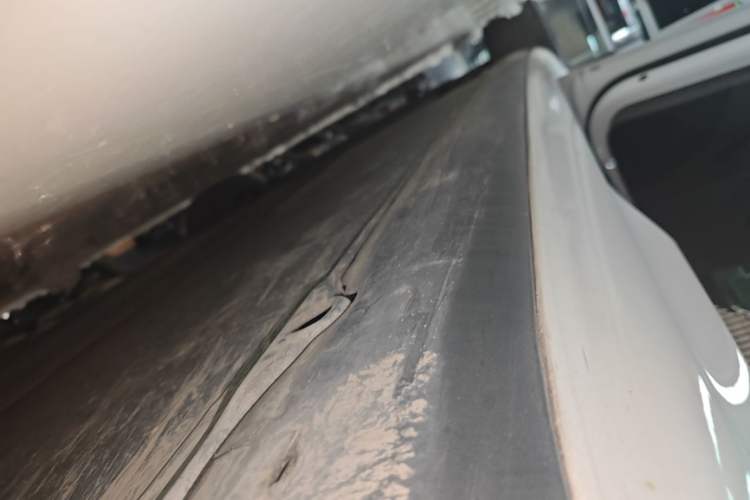 Used Tesla Model 3 2020 Standard Range Rear-Wheel Drive Upgraded Version Left Side Sill