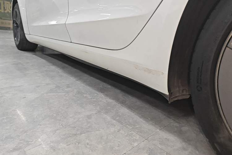 Used Tesla Model 3 2020 Refreshed Version Long-Range Rear-Wheel Drive Left Side Sill
