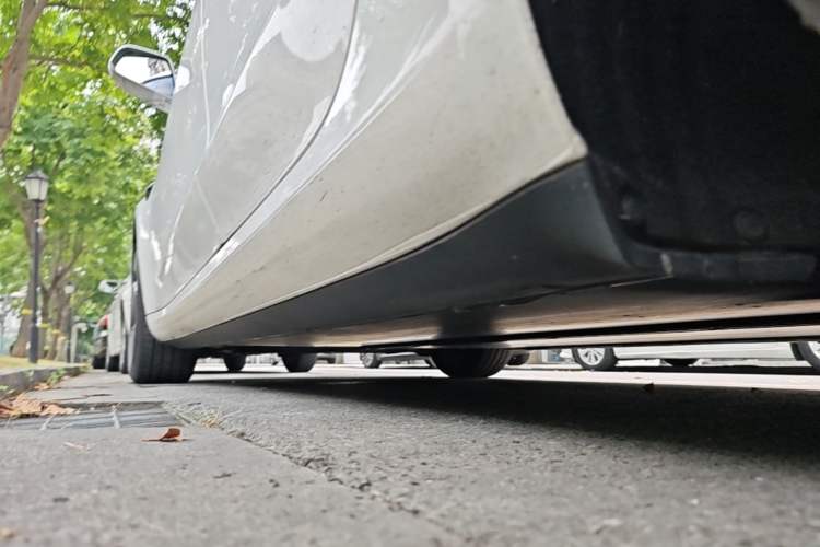 Used Tesla Model 3 2020 Refreshed Version Long-Range Rear-Wheel Drive Left Side Sill