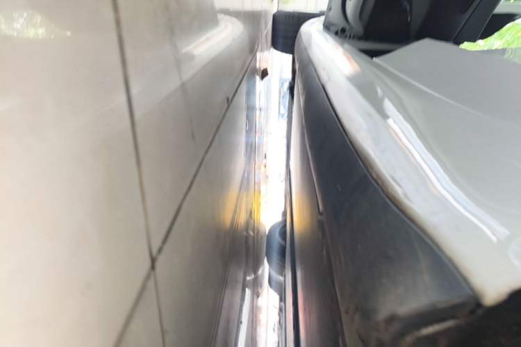 Used Tesla Model 3 2020 Refreshed Version Long-Range Rear-Wheel Drive Left Side Sill