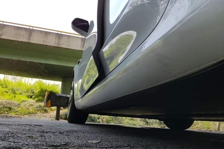 Used Tesla Model 3 2020 Standard Range Rear-Wheel Drive Upgraded Version Left Side Sill