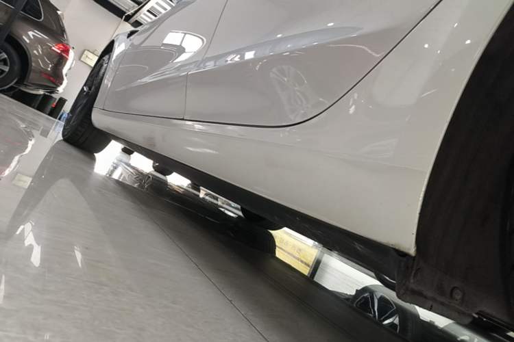 Used Tesla Model 3 2020 Revised Version Standard Range Rear-Wheel Drive – Upgraded Edition Left Side Sill