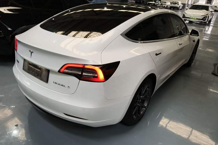 Used Tesla Model 3 2020 Revised Version Standard Range Rear-Wheel Drive – Upgraded Edition Rear Right 45 Deg
