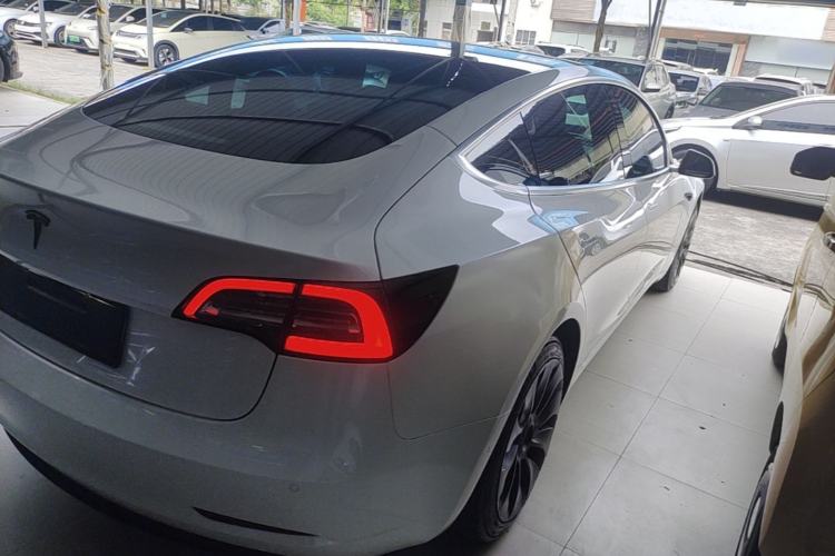 Used Tesla Model 3 2020 Revised Version Standard Range Rear-Wheel Drive – Upgraded Edition Rear Right 45 Deg