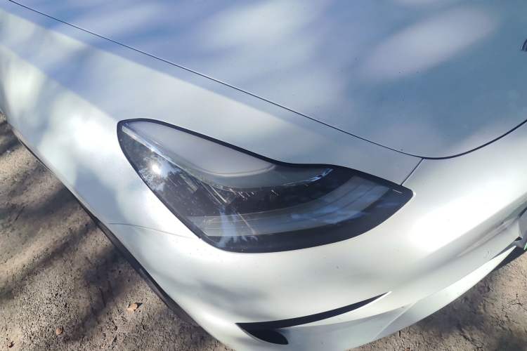 Used Tesla Model 3 2020 Revised Version Standard Range Rear-Wheel Drive – Upgraded Edition Right Front Headlight