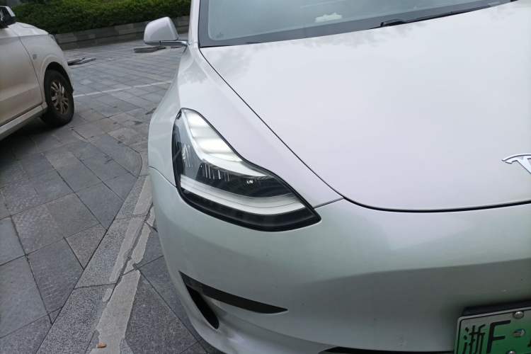 Used Tesla Model 3 2020 Standard Range Rear-Wheel Drive Upgraded Version Right Front Headlight