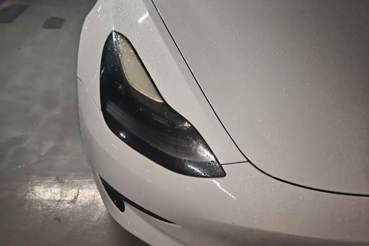 Used Tesla Model 3 2020 Revised Version Standard Range Rear-Wheel Drive – Upgraded Edition Right Front Headlight