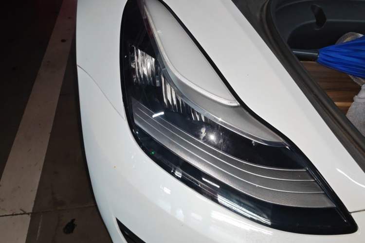 Used Tesla Model 3 2020 Standard Range Rear-Wheel Drive Upgraded Version Right Front Headlight