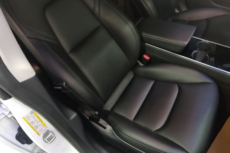 Used Tesla Model 3 2020 Revised Version Standard Range Rear-Wheel Drive – Upgraded Edition Right Front Seat