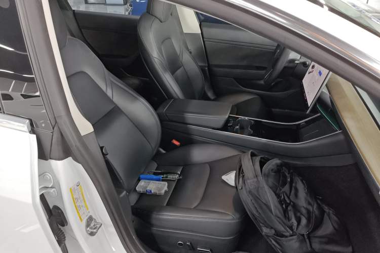 Used Tesla Model 3 2020 Revised Version Standard Range Rear-Wheel Drive – Upgraded Edition Right Front Seat
