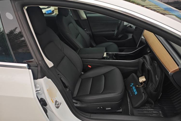 Used Tesla Model 3 2020 Revised Version Standard Range Rear-Wheel Drive – Upgraded Edition Right Front Seat