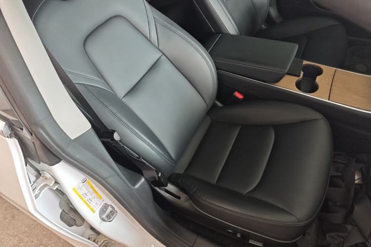 Used Tesla Model 3 2020 Revised Version Standard Range Rear-Wheel Drive – Upgraded Edition Right Front Seat