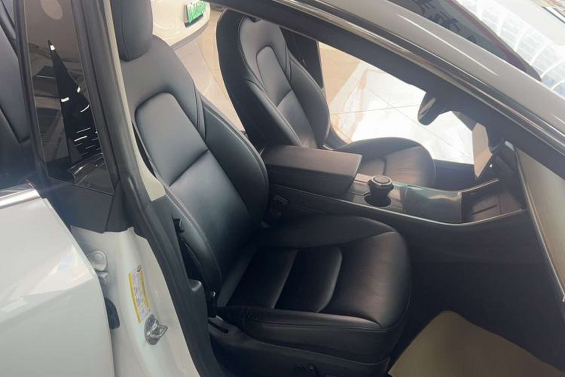 Used Tesla Model 3 2020 Standard Range Rear-Wheel Drive Upgraded Version Right Front Seat